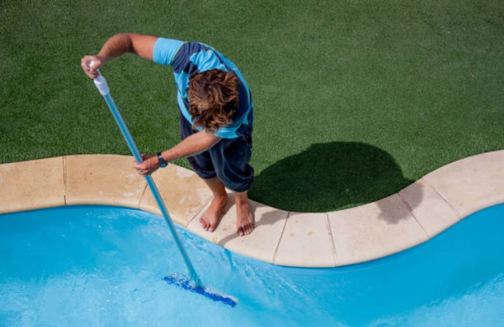 Pool Cleaning Services
